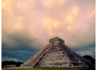 chichen_itza_yucatan_mexico_-_el_castillo